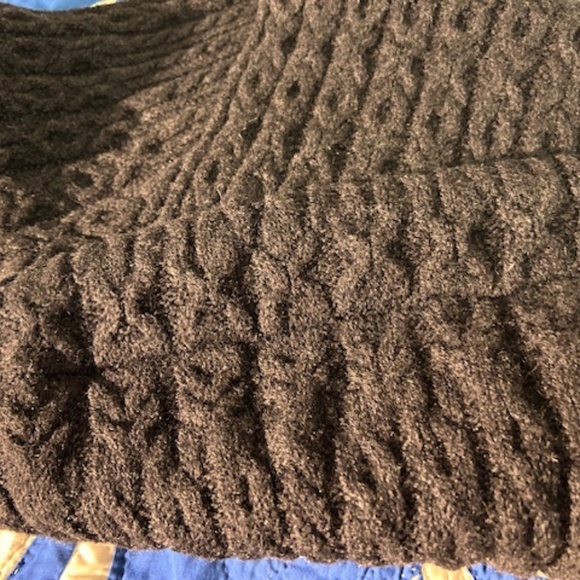 Blarney Aran Original Merino Wool Cable Infinity Cowl - Picture 3 of 3